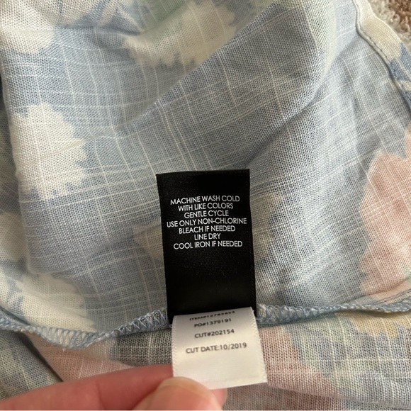 New Torrid Womens Light Blue & Pink Floral Button-Up Tank Top Plus Size 3/3X NWT - Picture 10 of 10